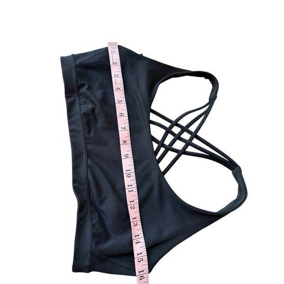 Victoria’s Secret Essential Strappy Sports Bras 1 Black, 1 White Size L - Picture 9 of 9